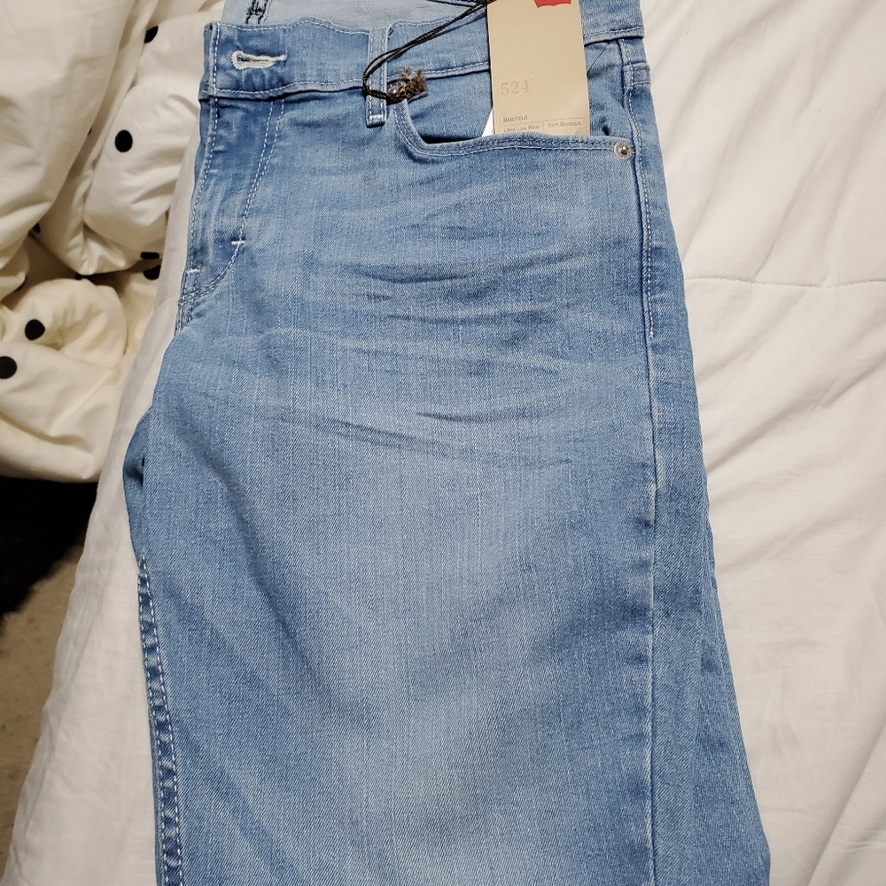 524 Levi's boot cut light wash jeans size 9